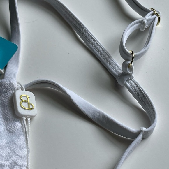 NWT BEACH BUNNY
White RIO STRAPPY BRALETTE-Bikini Top with Gold Heart Detail - Picture 7 of 10